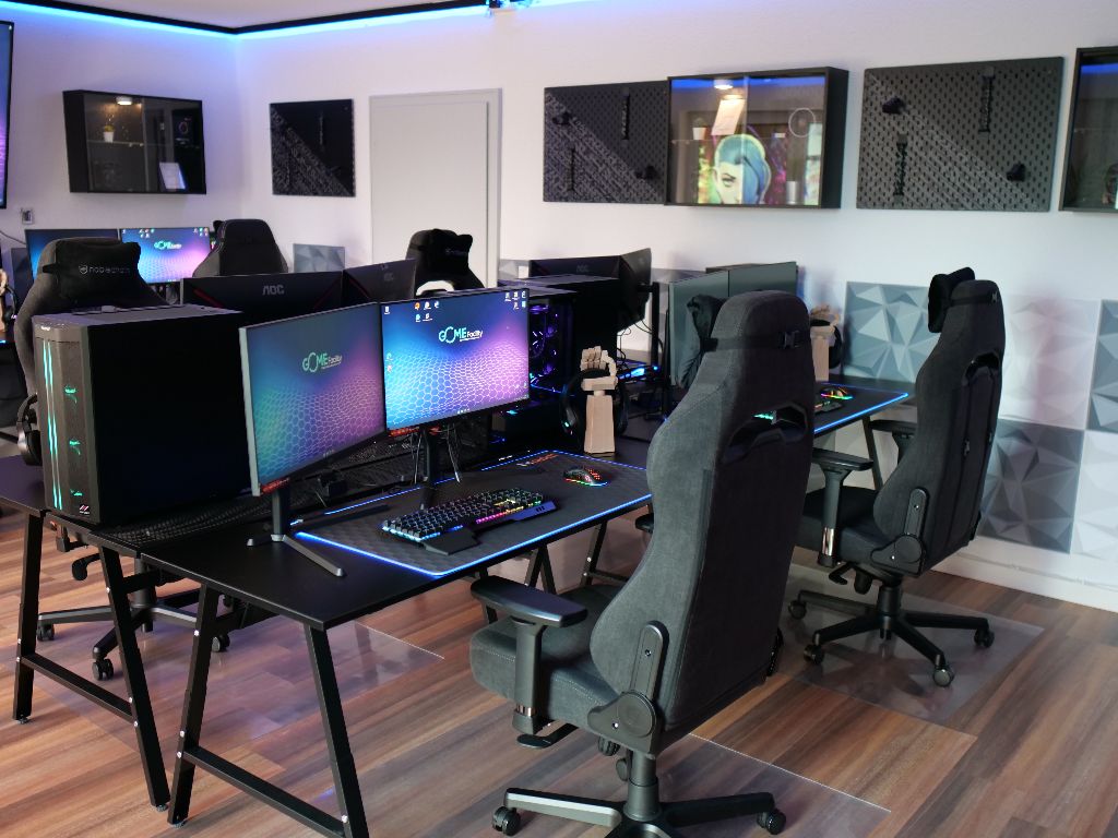 Einzelnes Gaming-Setup der GOME Facility